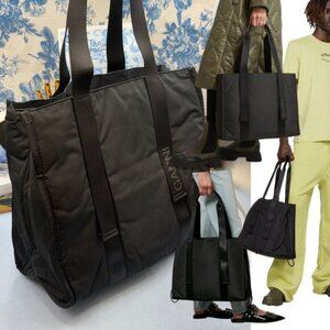 🆕 GANNI 🧿 NWT Black Medium Recycled Tech Tote